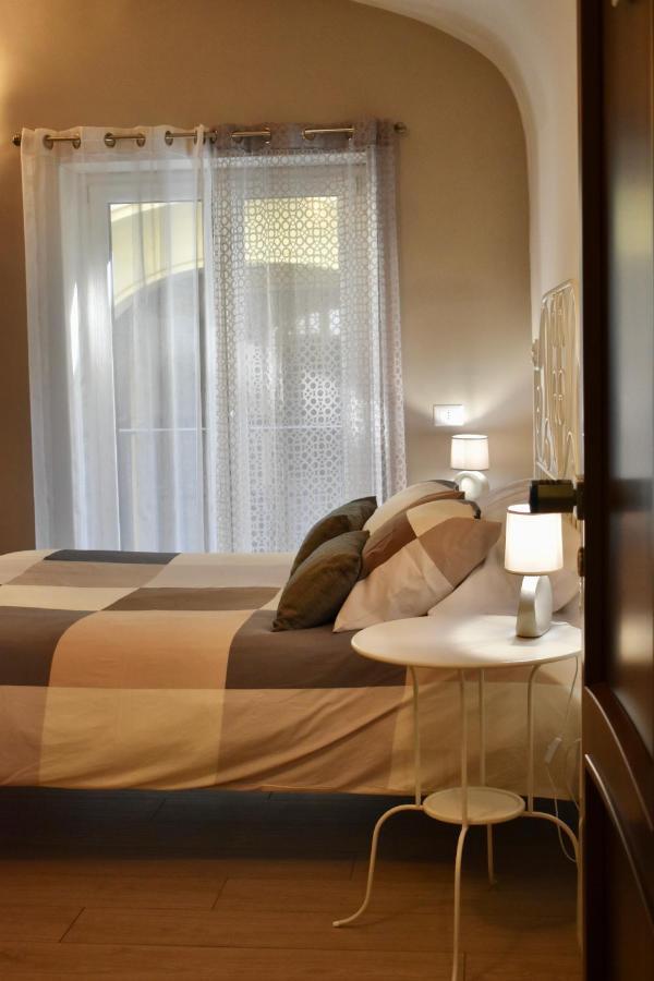 Dimora Normanna Bed & Breakfast Aversa Dış mekan fotoğraf