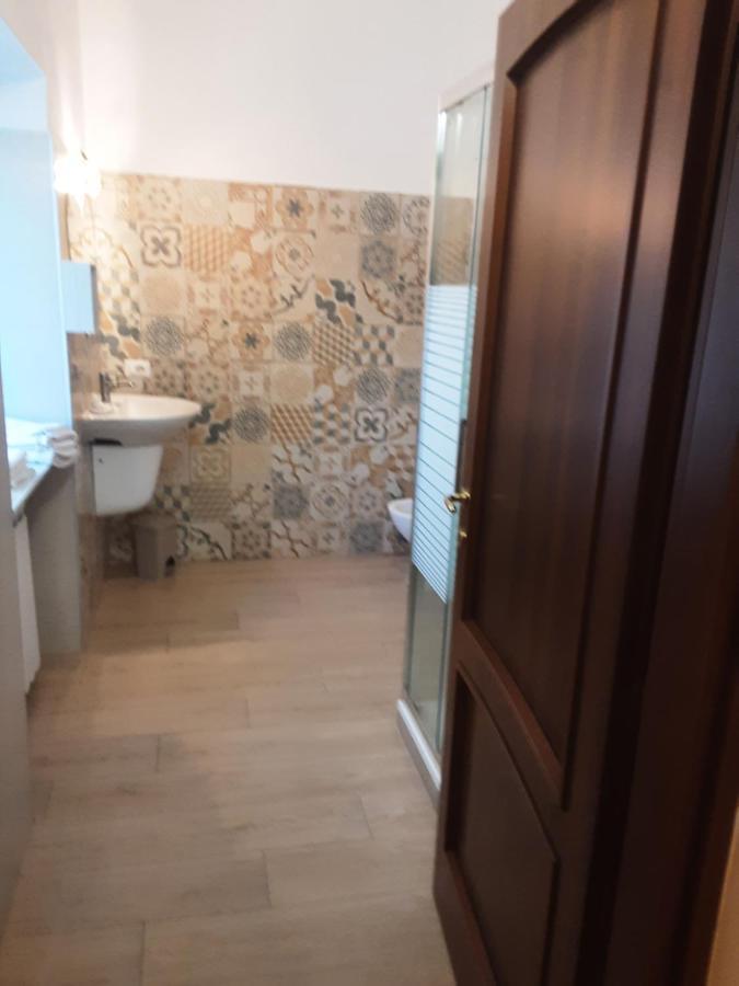 Dimora Normanna Bed & Breakfast Aversa Dış mekan fotoğraf
