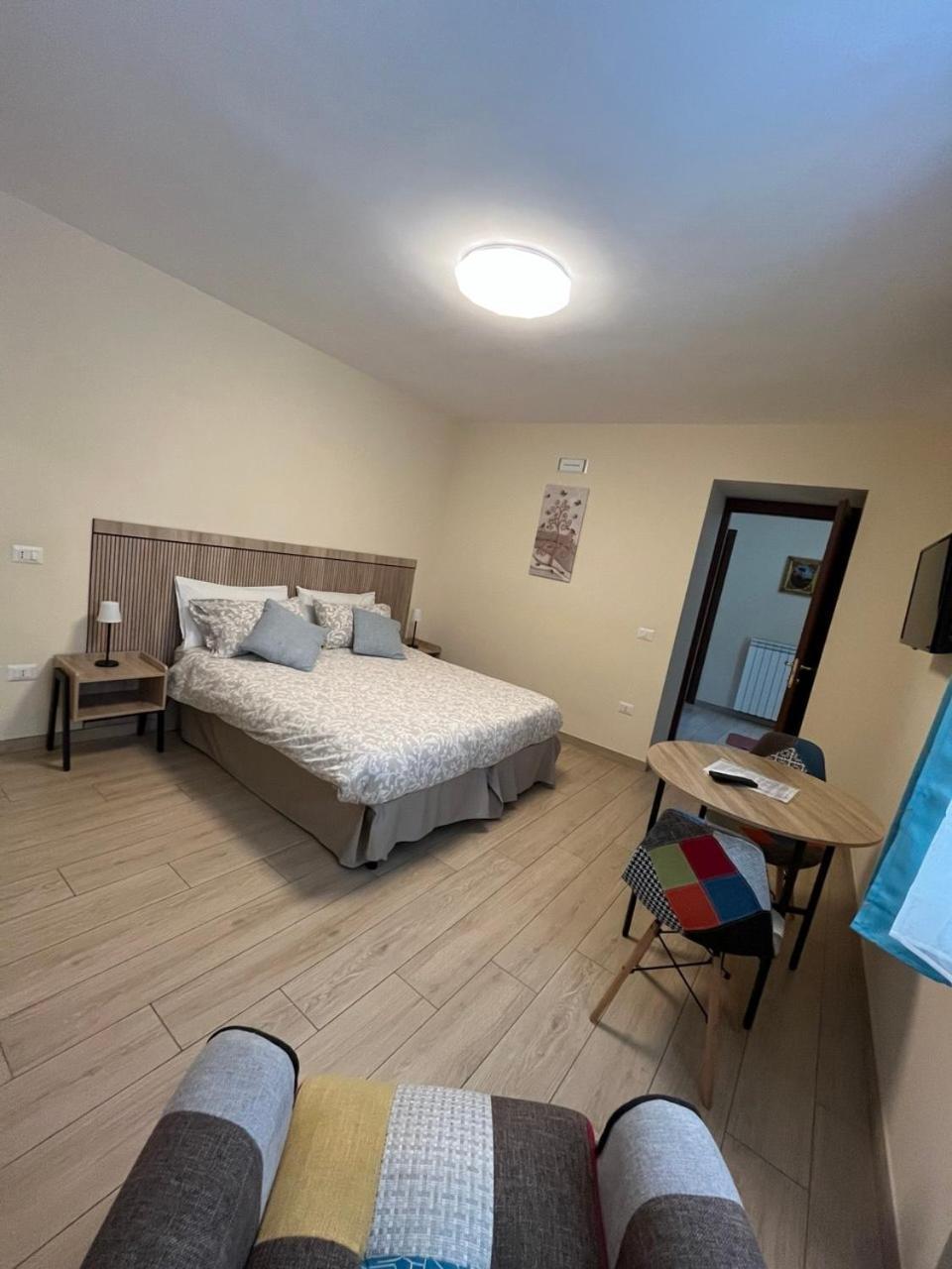 Dimora Normanna Bed & Breakfast Aversa Dış mekan fotoğraf